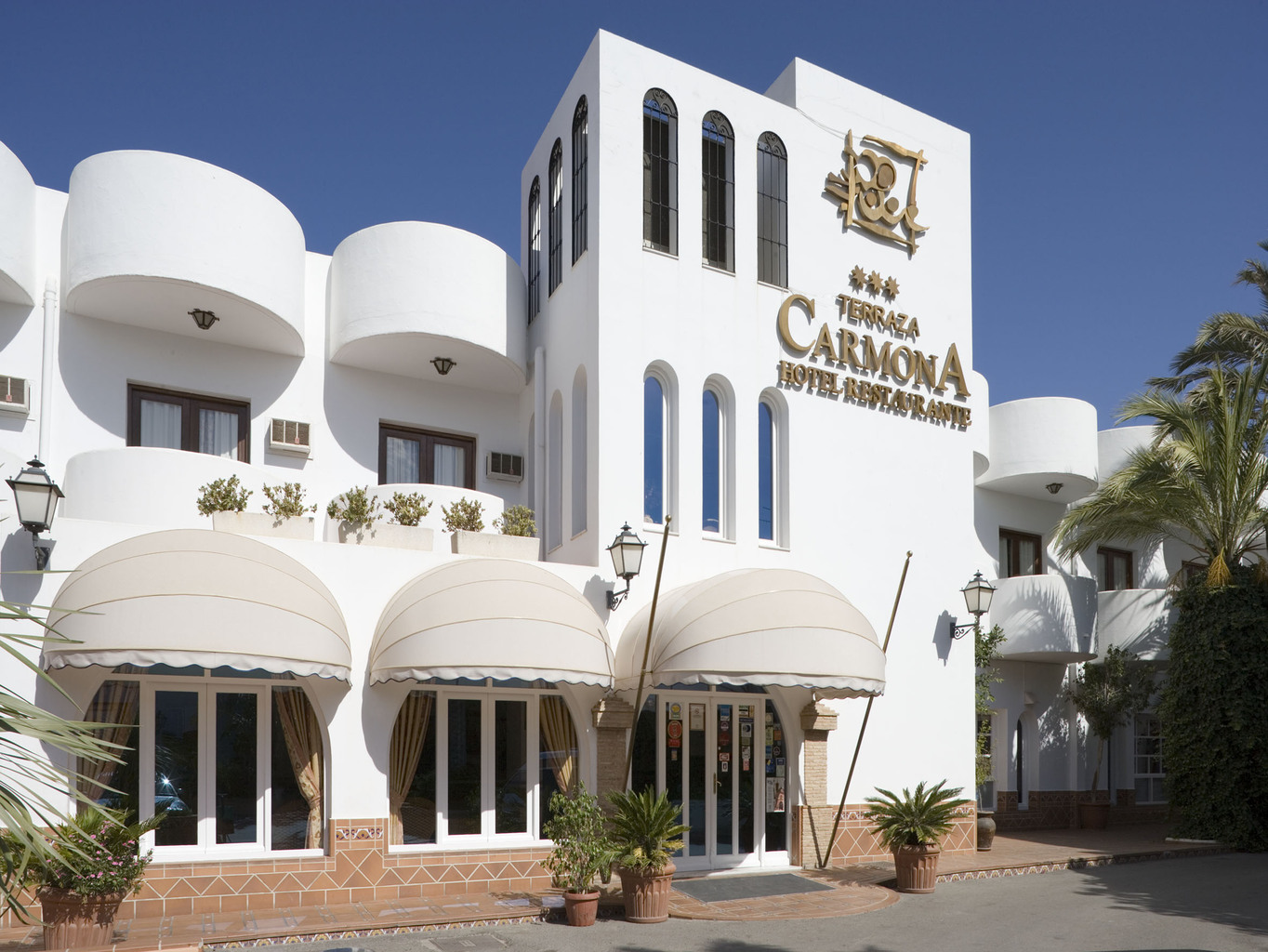Fachadas restaurantes